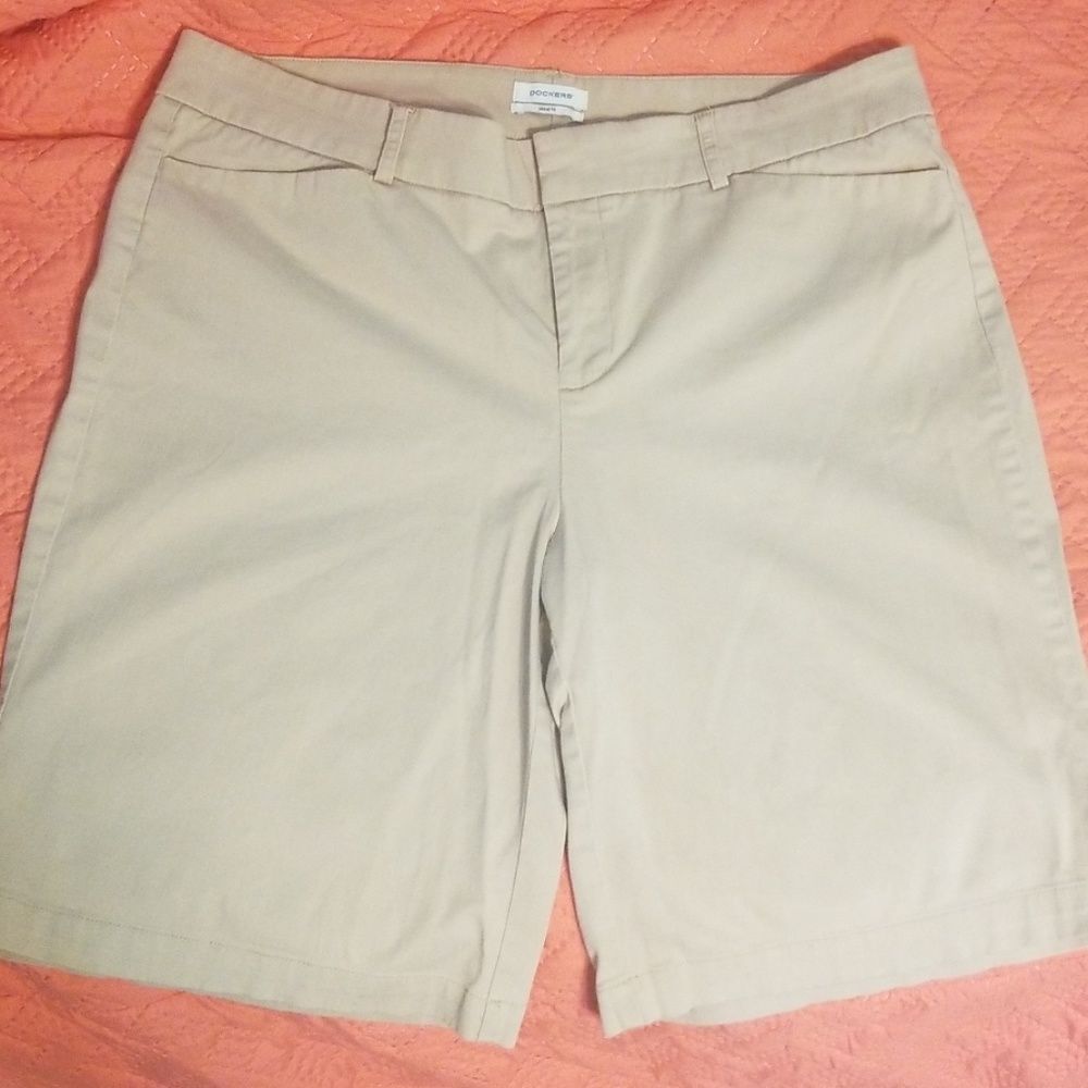 Dockers Ideal fit metro Bermuda shorts